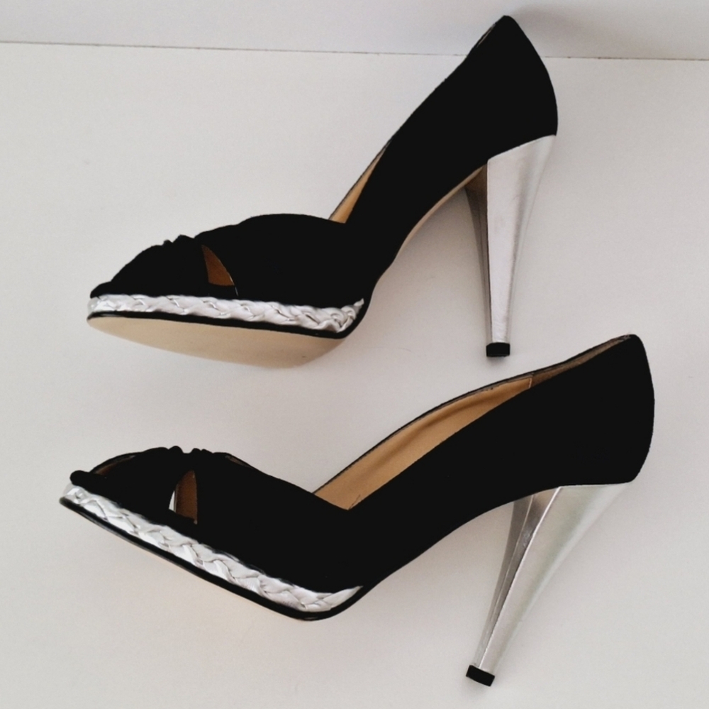 Michael Kors black suede heels - Picture 4 of 9
